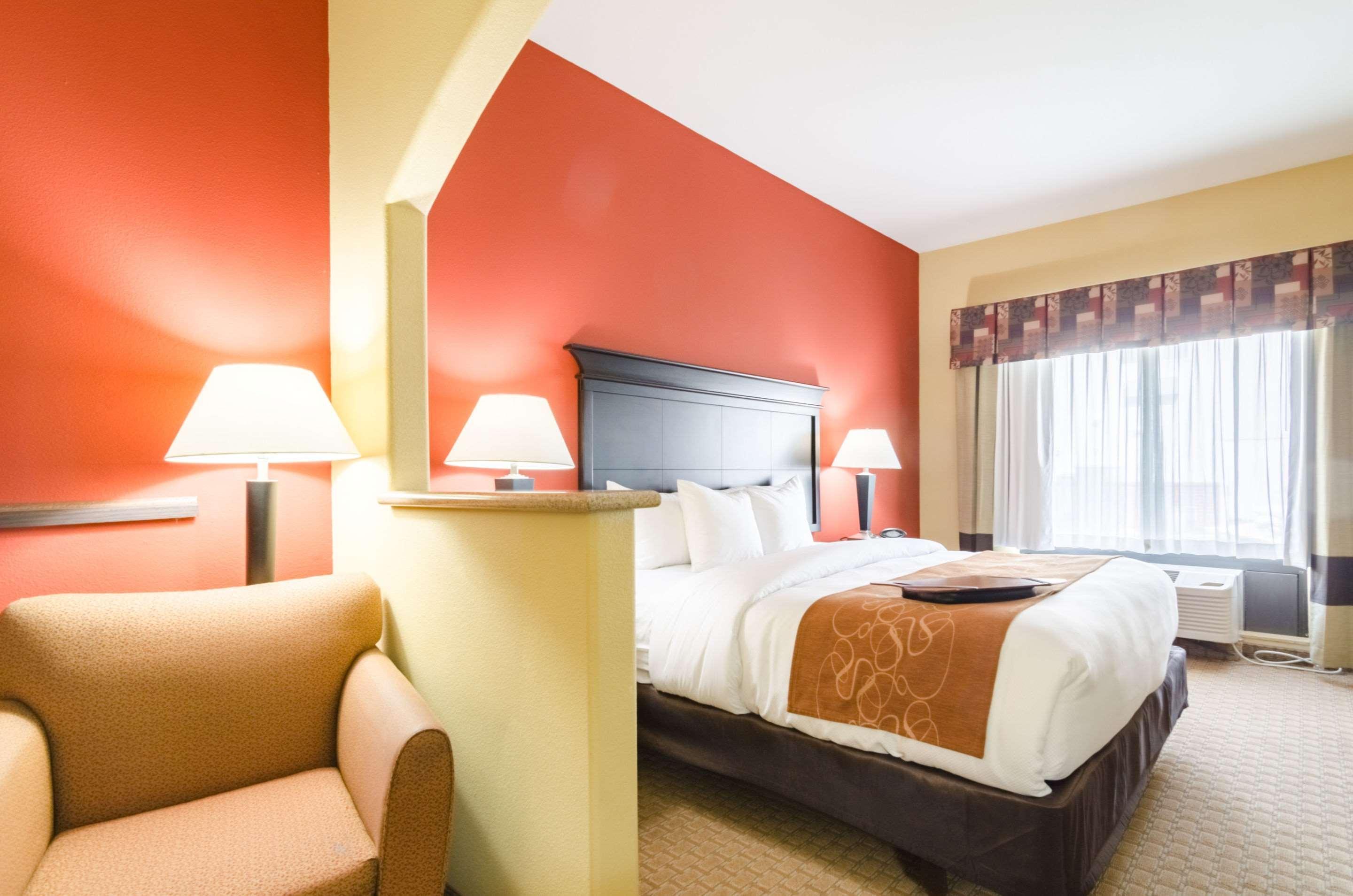 Comfort Suites Salina South Eksteriør billede
