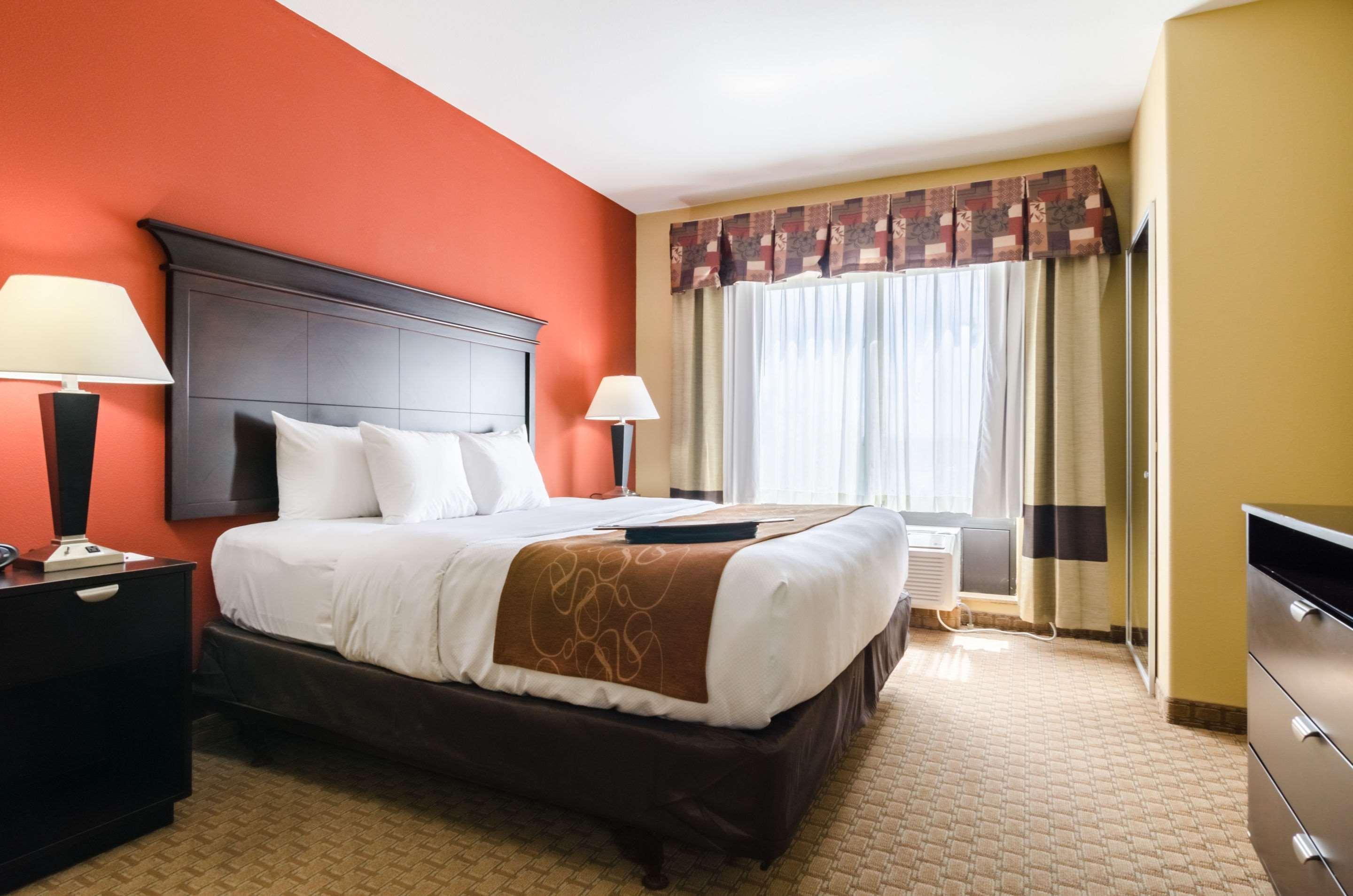Comfort Suites Salina South Eksteriør billede