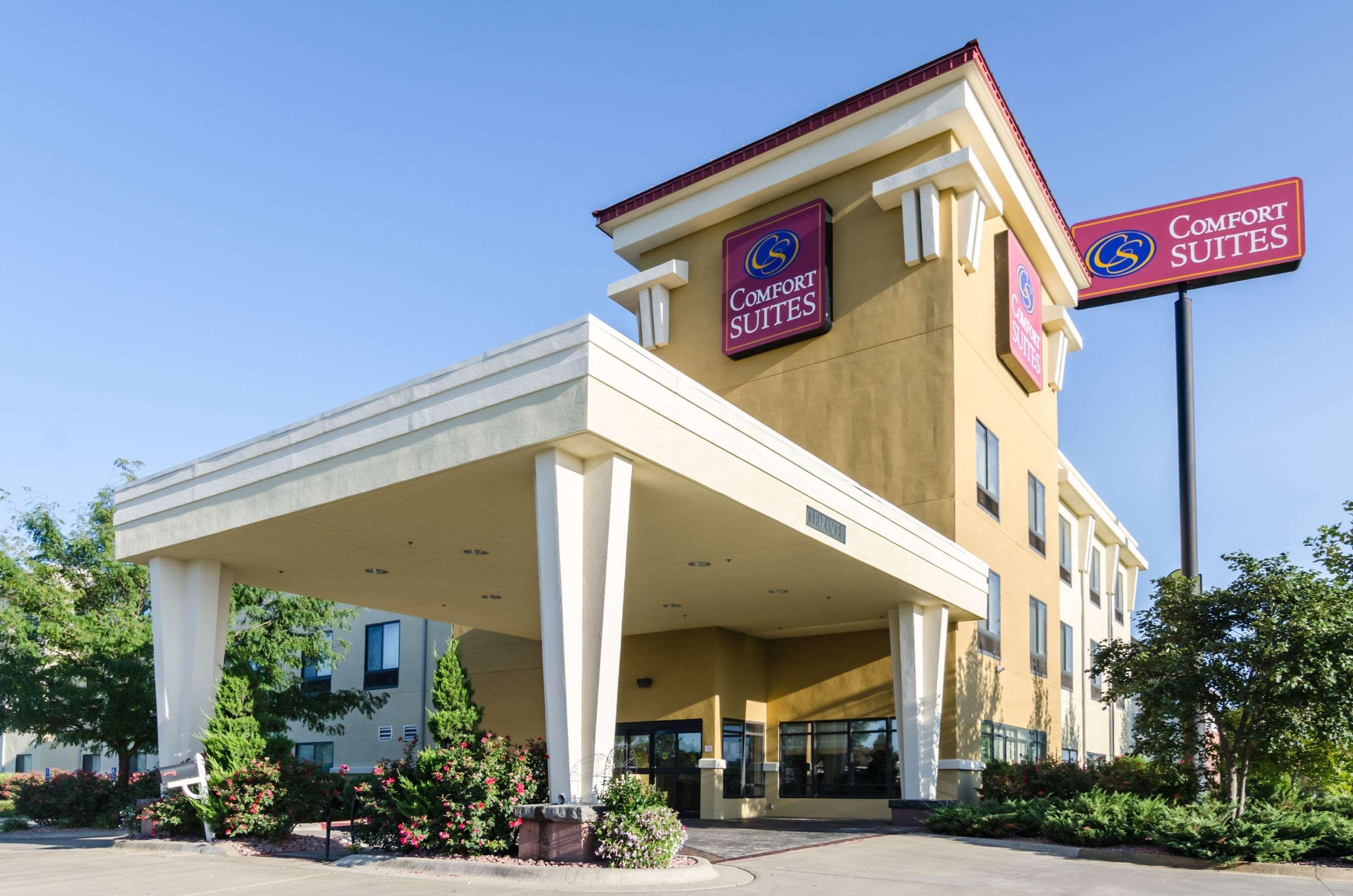 Comfort Suites Salina South Eksteriør billede