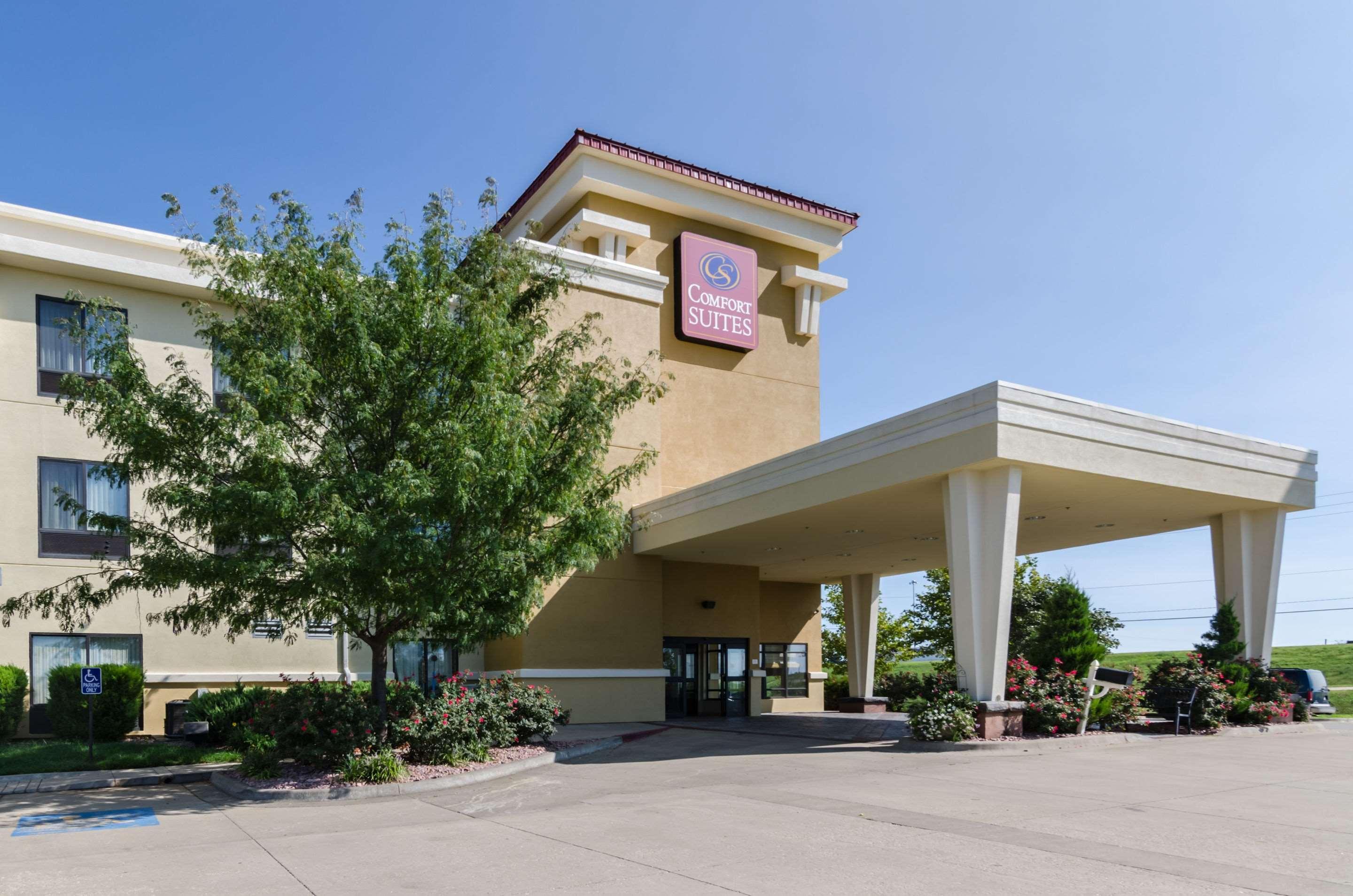 Comfort Suites Salina South Eksteriør billede