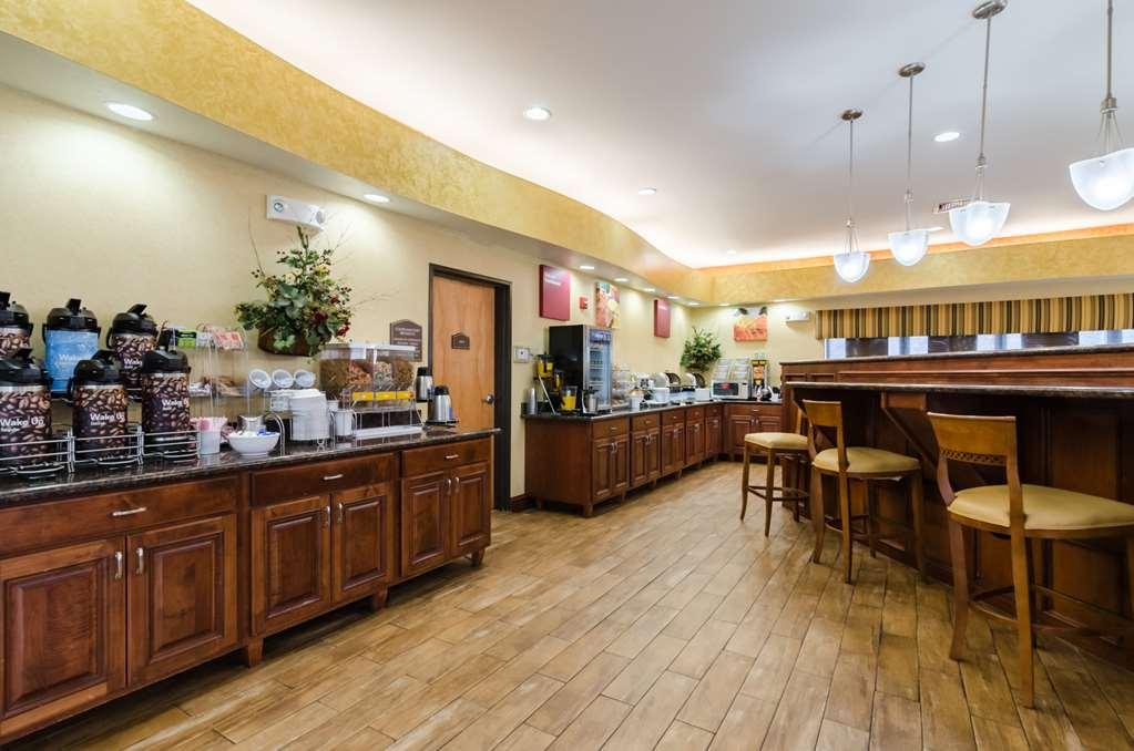 Comfort Suites Salina South Restaurant billede